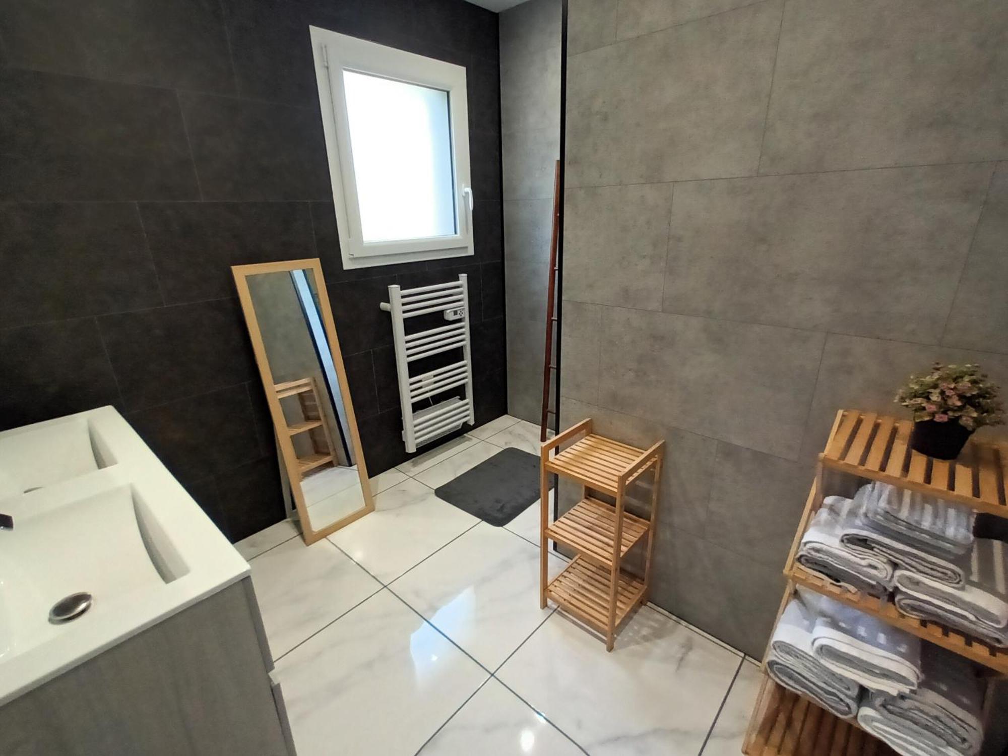 Nouveau Le Chant Des Arbres Holiday home Gelles